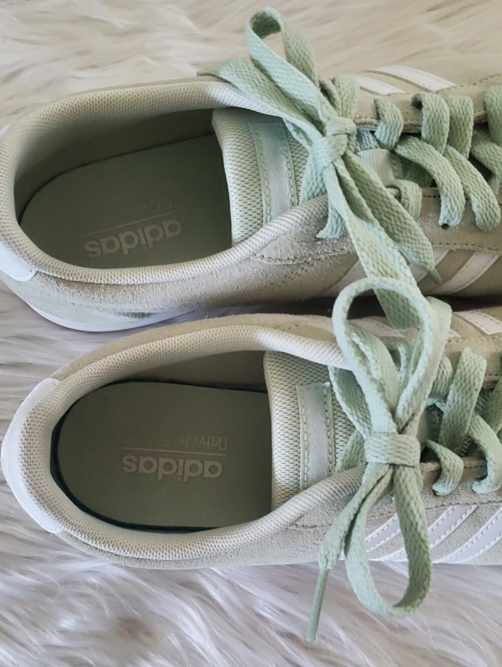 Adidas Women's Light Green Suede Court Sneakers | Lace-Up Casual Shoes Size 10 - Picture 6 of 9